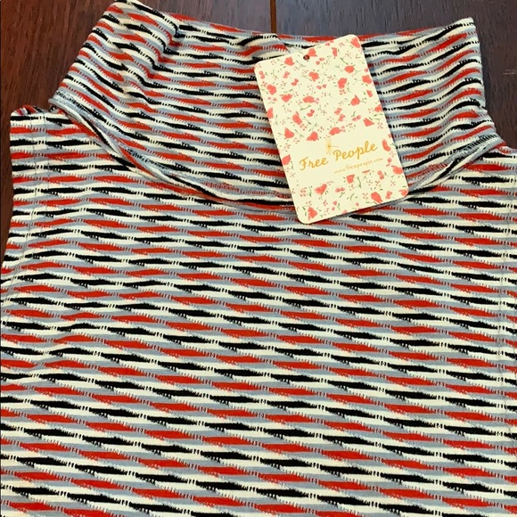 LITTLE BABY BLUE MULTI PRINT TURTLENECK CROP TOP - Picture 5 of 5